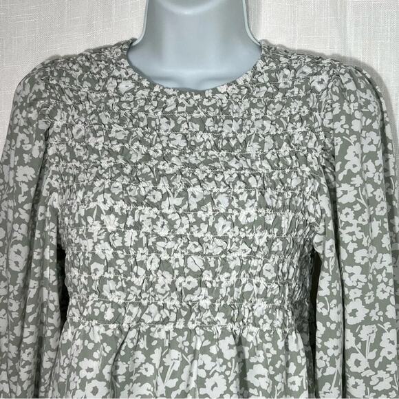 A New Day Floral Ruched Puff Sleeve Peplum Top Size Medium - Picture 2 of 7